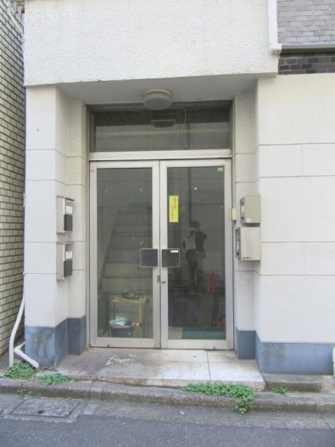 淡路町ビル エントランス