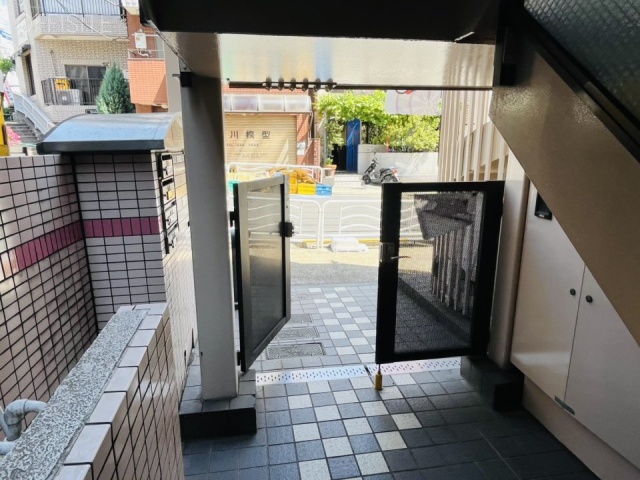 TKYビル エントランス