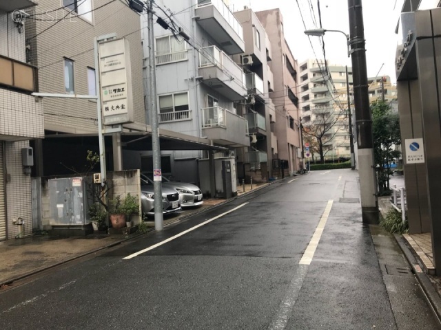 第2新開発ビル ビル前面道路