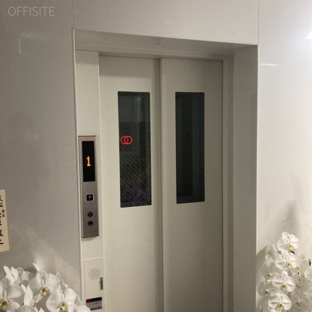 金六ビル エレベーター