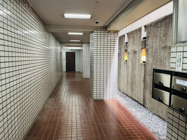 黒田ビル エントランス