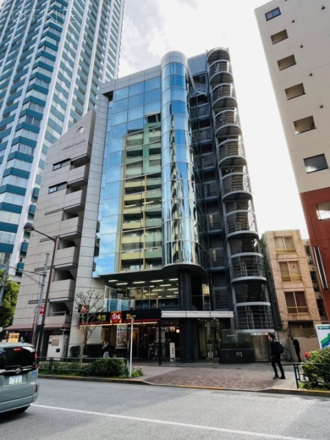 渡辺西新宿ビル　外観