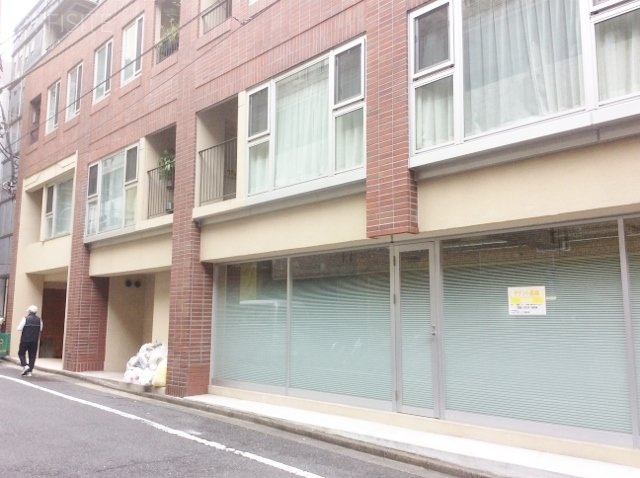 プラザ新宿御苑ビル 外観