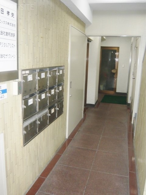 上田ビル 郵便受け