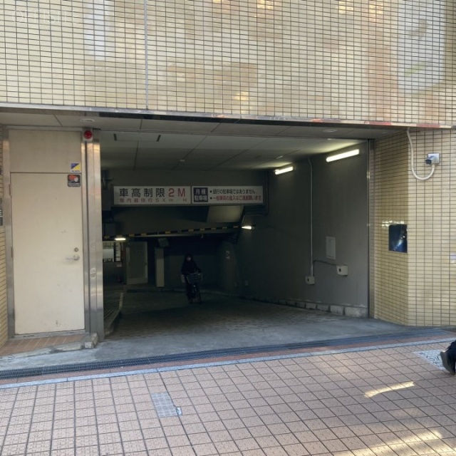 三井住友銀行町田駅前ビル 駐車場