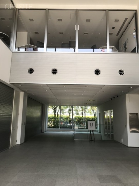 青山学院アスタジオ エントランス