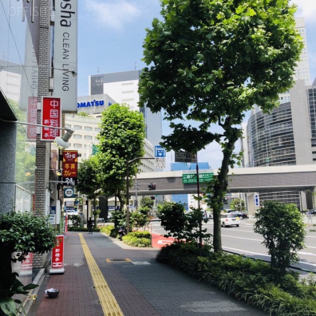 芳明(ほうめい)ビル　ビル前面道路 外堀通り