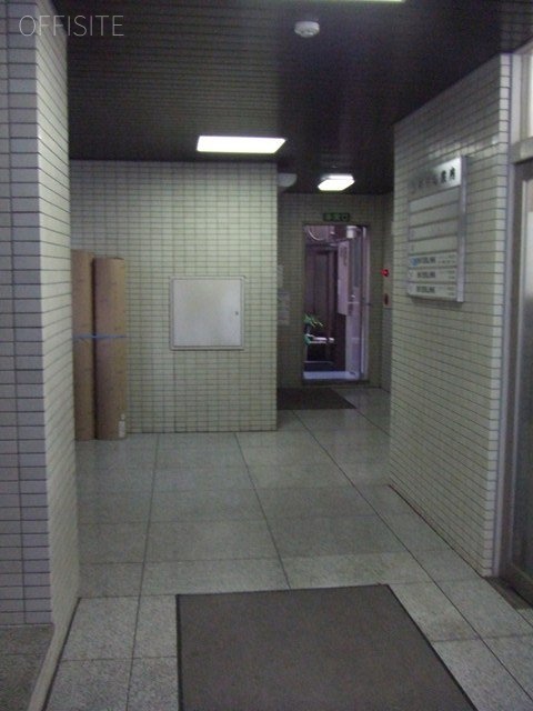 柳川ビル エントランス