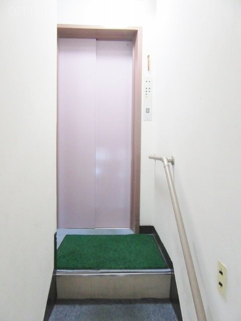 神丸ビル エレベーター