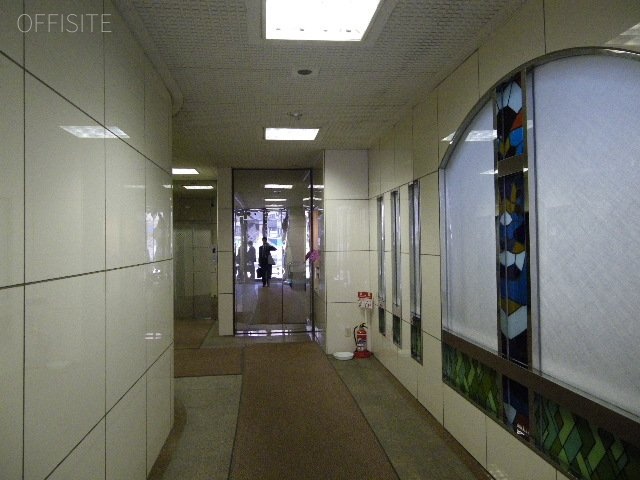 アプロンビル エントランス
