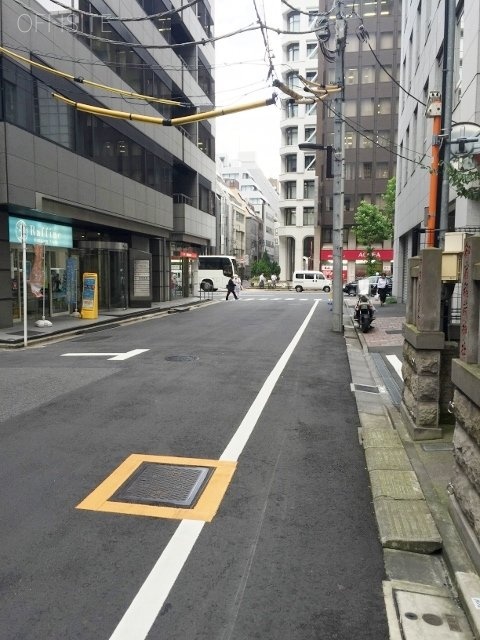 太陽ビル ビル前面道路