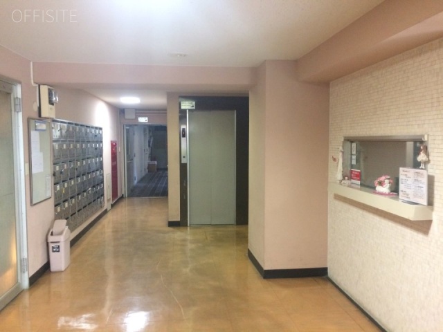 原宿ニュースカイハイツアネックス エントランス