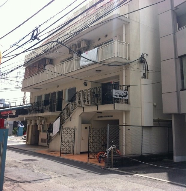 リバース横浜 外観