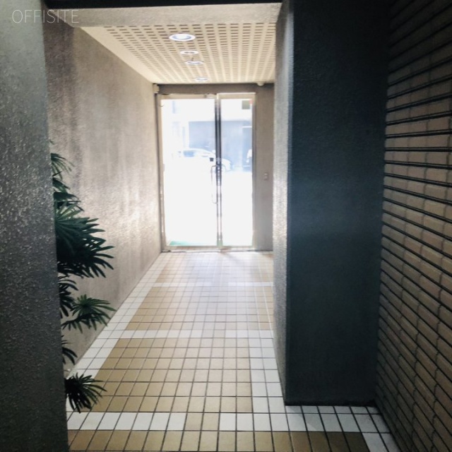 岡部ビル　エントランス