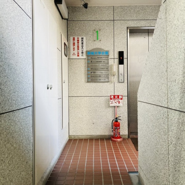 崇城大学会館 エントランス