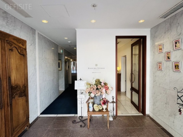 紀尾井町アークビル エントランス