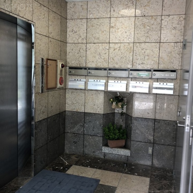 赤坂STビル エントランス