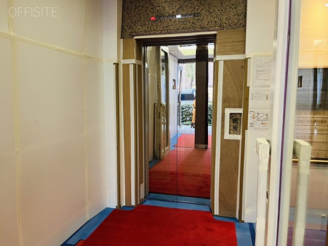 エイコー銀座ビル　エントランス