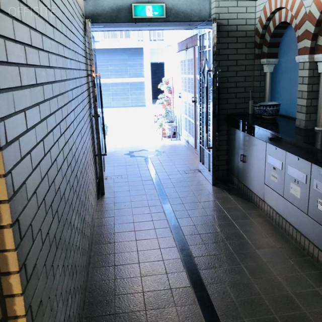 森田ビル エントランス