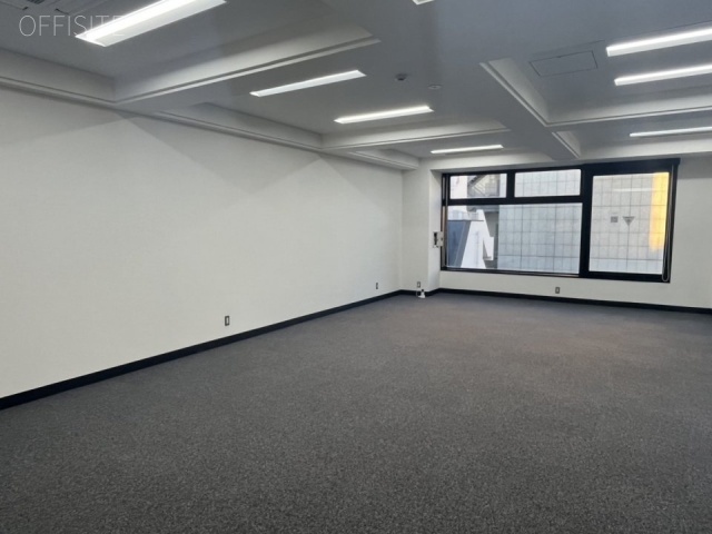 マストビルE3 内装