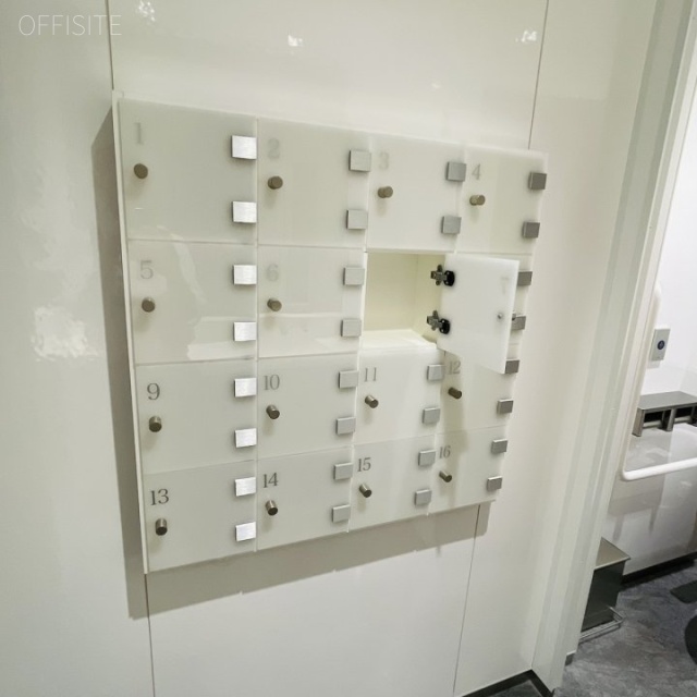 八丁堀グランデビル5F 5F女子トイレの小物入れ