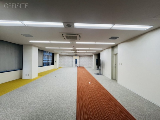 トラッドビル3F 内装