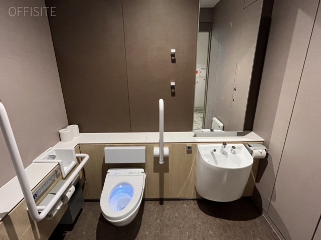 赤坂トラストタワー5F トイレ