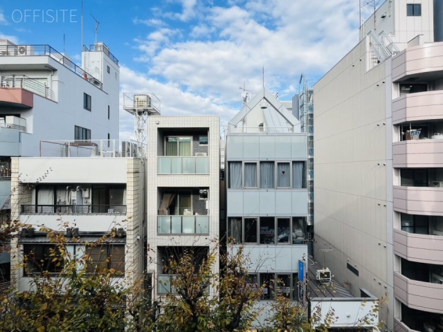 ヤマダビル5F 内装