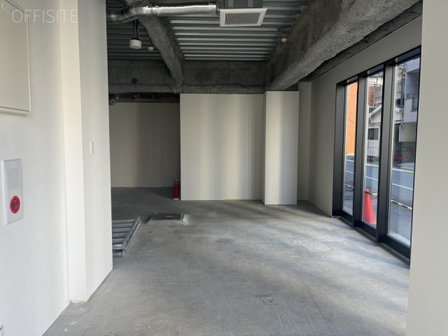 MT東池袋ビル1F 内装