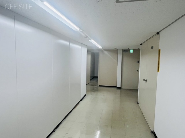 東新産業ビル2F 内装