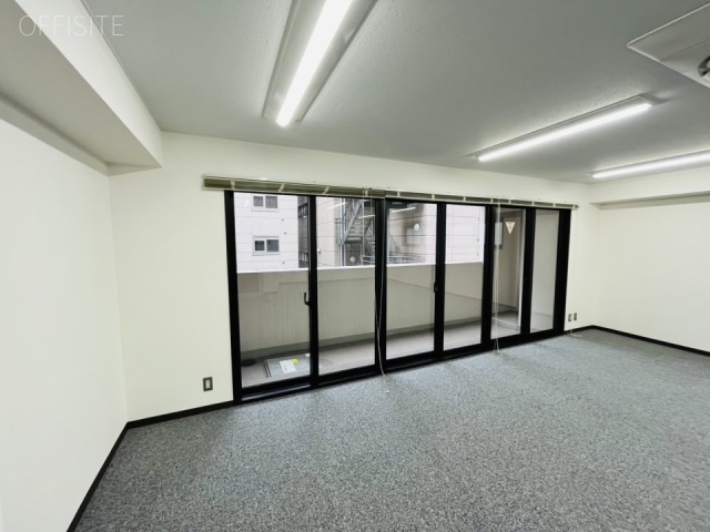 ウィスタリア東五反田ビルB 13坪室内