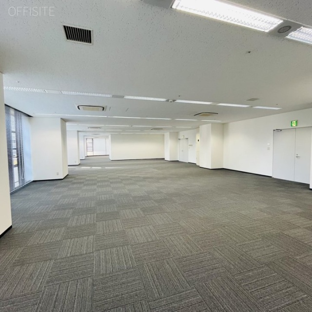 コンシェリア西新宿(TOWER’S WEST)3 2階157坪室内