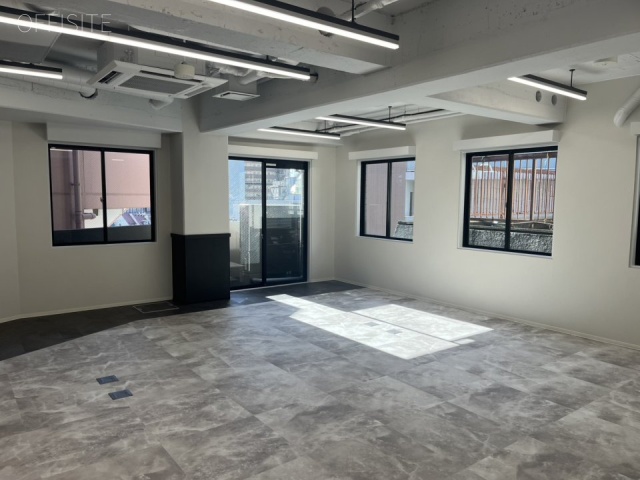 NOVEL WORK Otsuka6F 内装