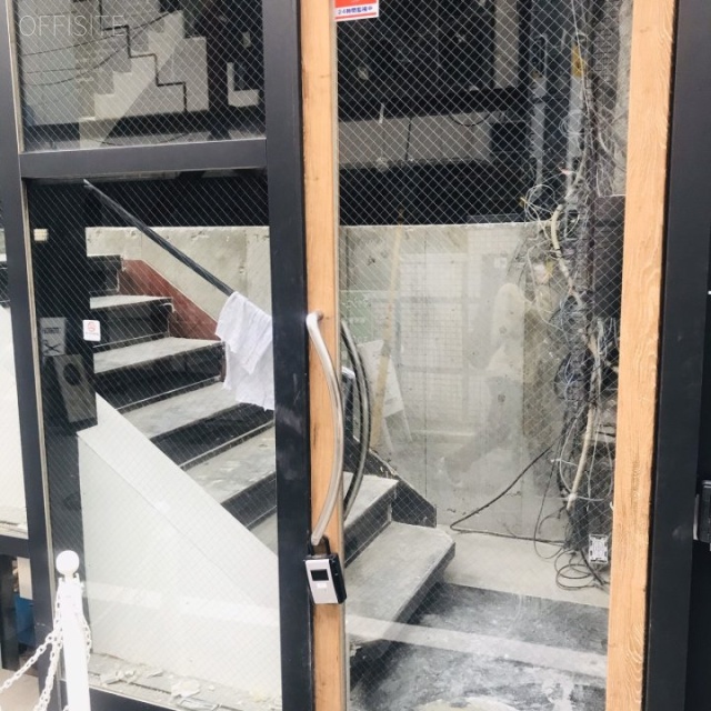 DIX神南1F~2F 1階 貸室入口