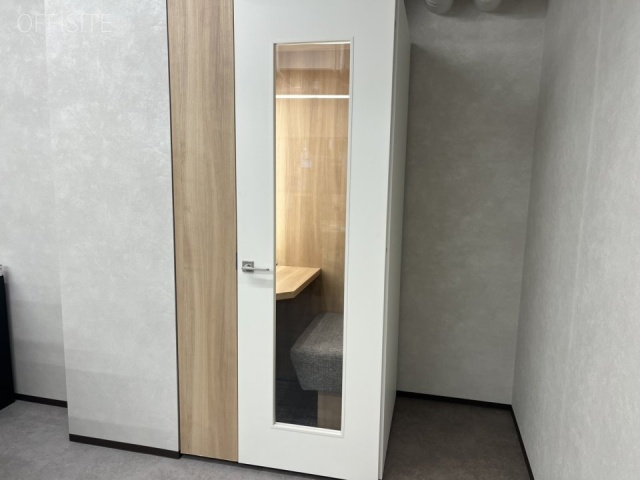 NOVEL WORK AKIHABARA1F 内装