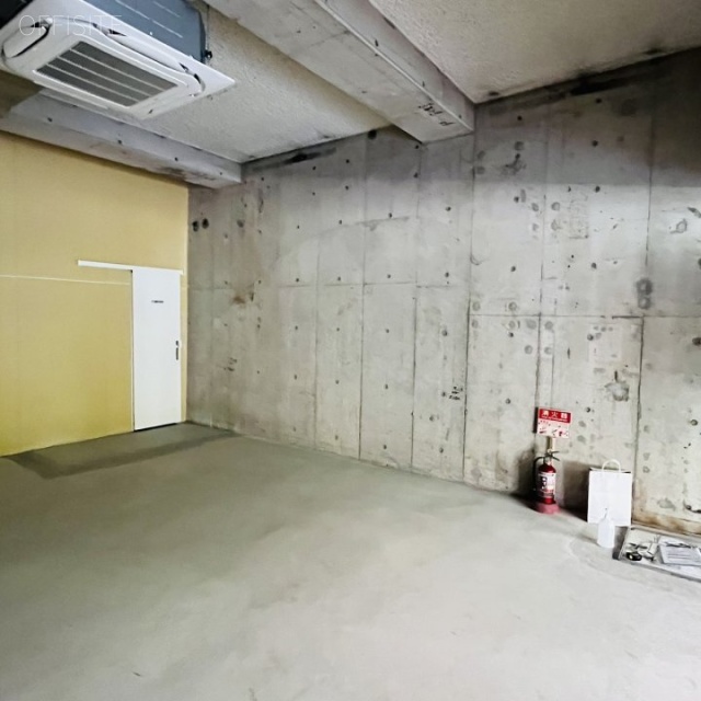 近代ビル 1階 11.99坪　1階室内
