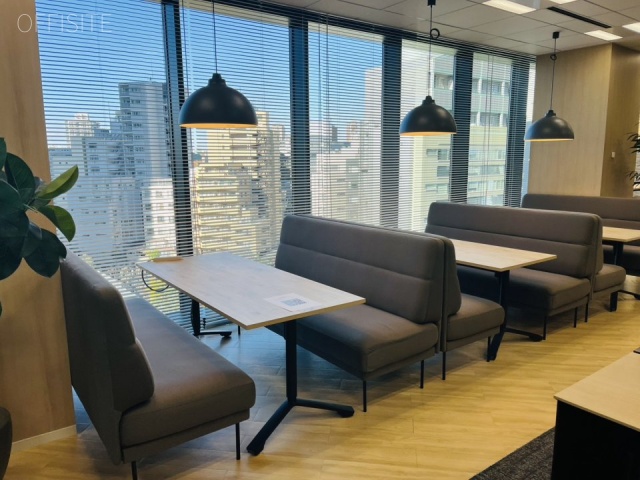 PMO田町Ⅳ7F ファミレス席