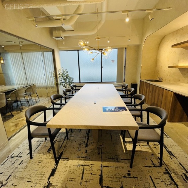 @WORK SHINJUKUGYOEN4F 内装