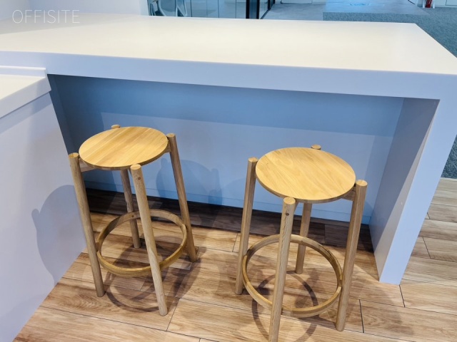 owns八丁堀11F セットアップ区画(別角度)