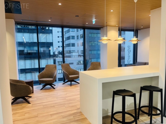 owns八丁堀4F セットアップ区画(別角度)