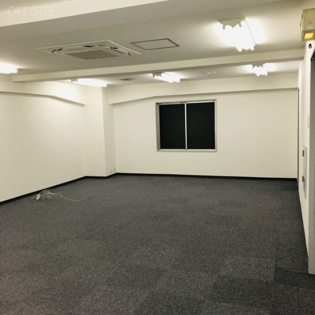 新橋ホリイビル3F 3階室内