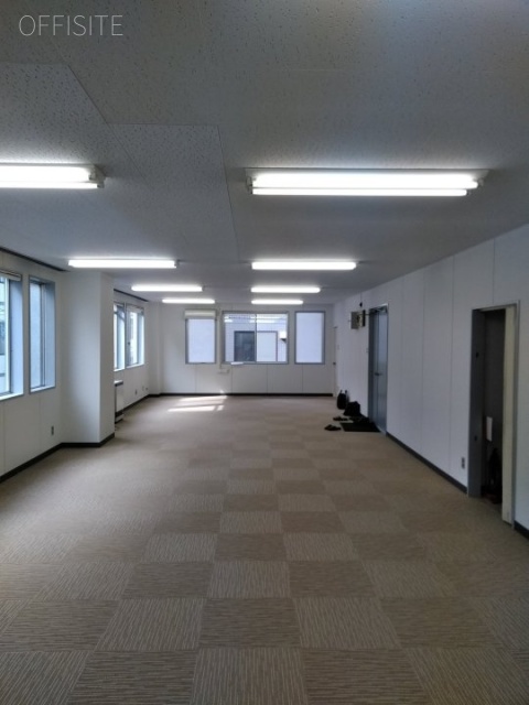 第一小磯ビル2F 2階 室内