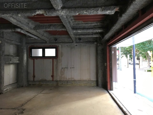 一哲ビル 1階 35.85坪　1階 室内