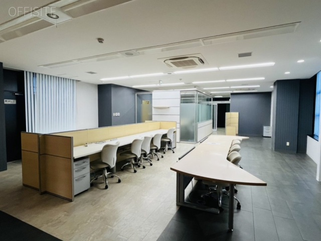 トラッドビル4F 内装