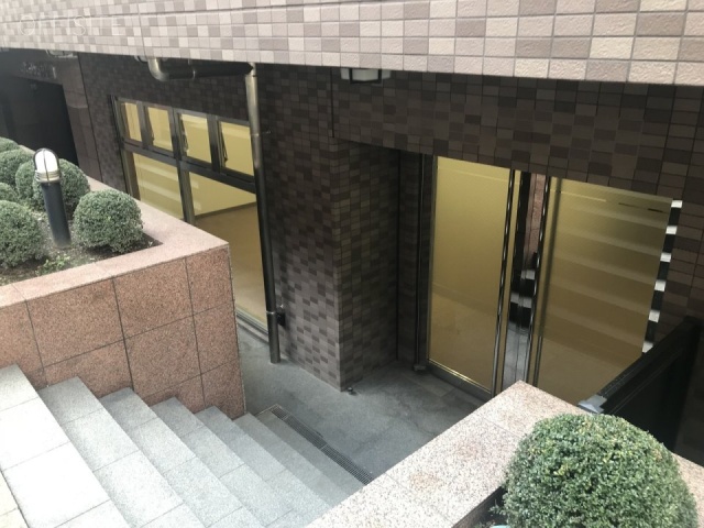アルテリア浜松町1F 1階 貸室入口