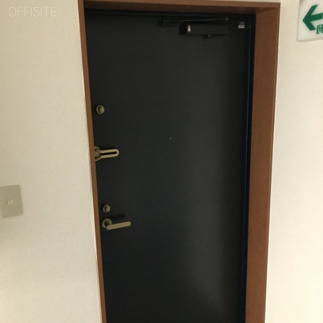 日本橋平成不動産ビル3F 3階 貸室入口