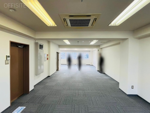 ヤマダビル5F 内装