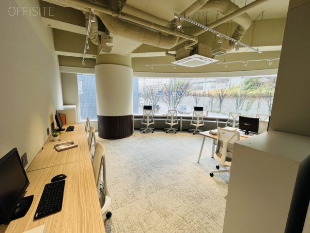 NOW/HERE新宿四谷2002 内装