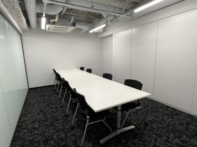 CIRCLES西新宿2F 内装