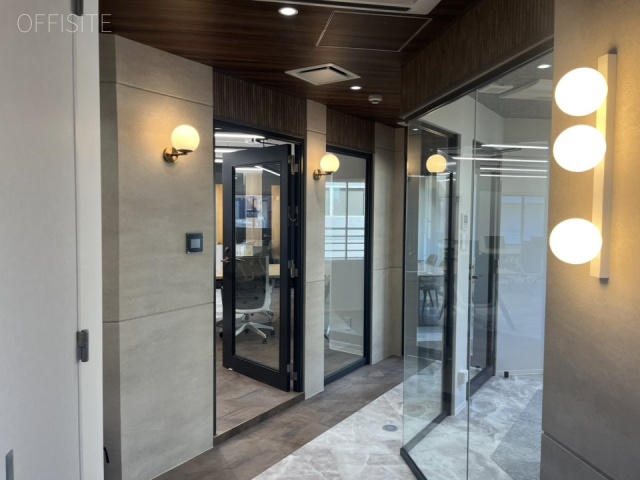 NOVEL WORK Otsuka7F 内装